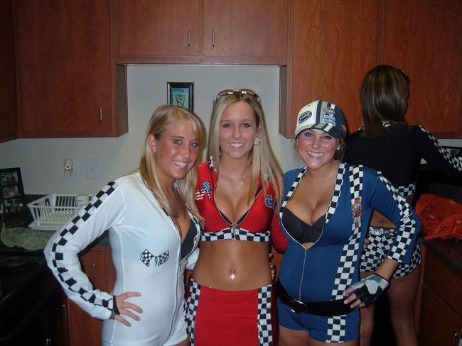 Пьяные девушки очень доступны 13 фото