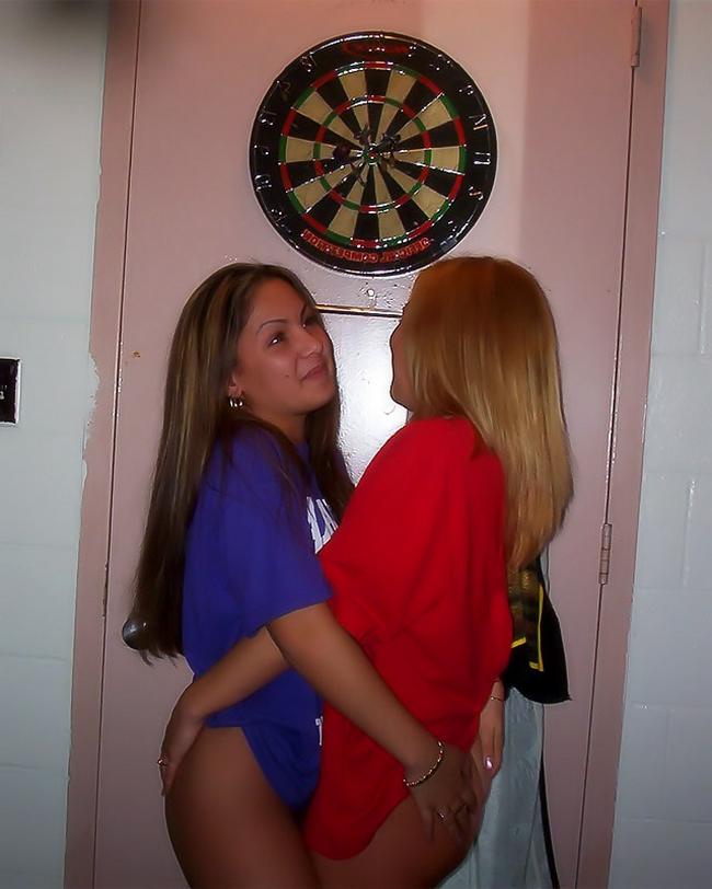 Пьяные девушки онлайн встречаются достаточно часто 6 фото