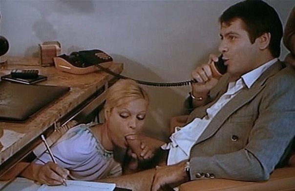 Девки выполняют свой супружеский долг 6 фото