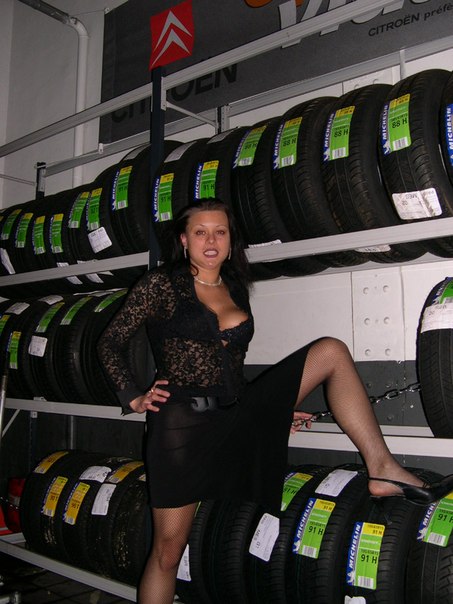 В автосервисе сосет несколько концов 2 фото