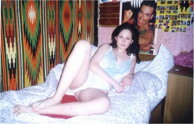 Голые девушки ищут любовников 28 фото