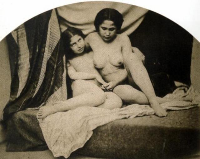 В далеком прошлом тоже был разврат 1 фото