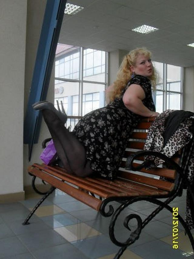 Белокурая толстуха невероятно сексуальна 2 фото