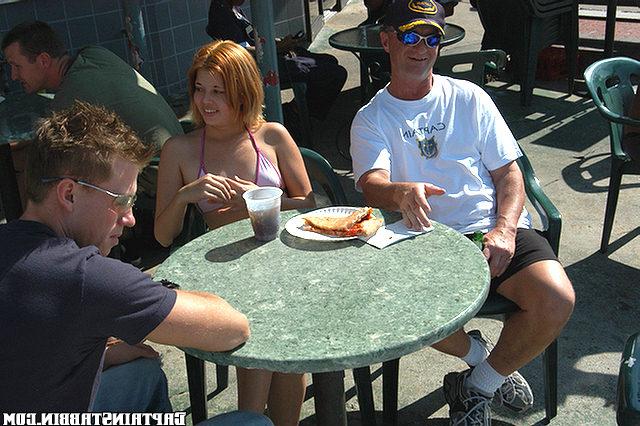 Оприходовал молодую рыжую давалку 3 фото