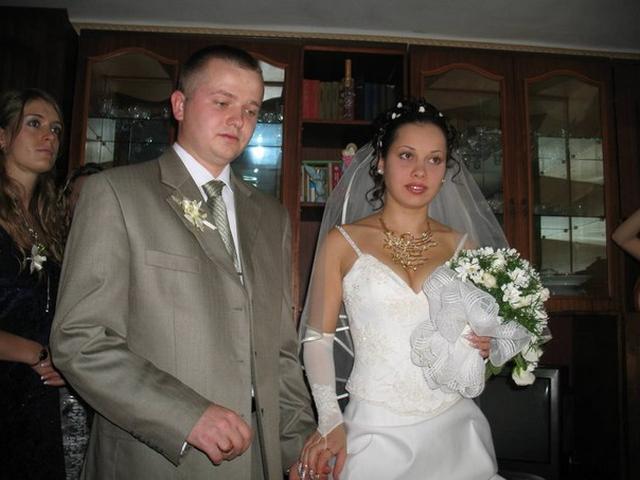 Телочка любит показывать свои прелести мужу 1 фото