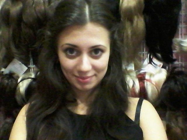 Зубастая Настя не против показать свою жопу 24 фото