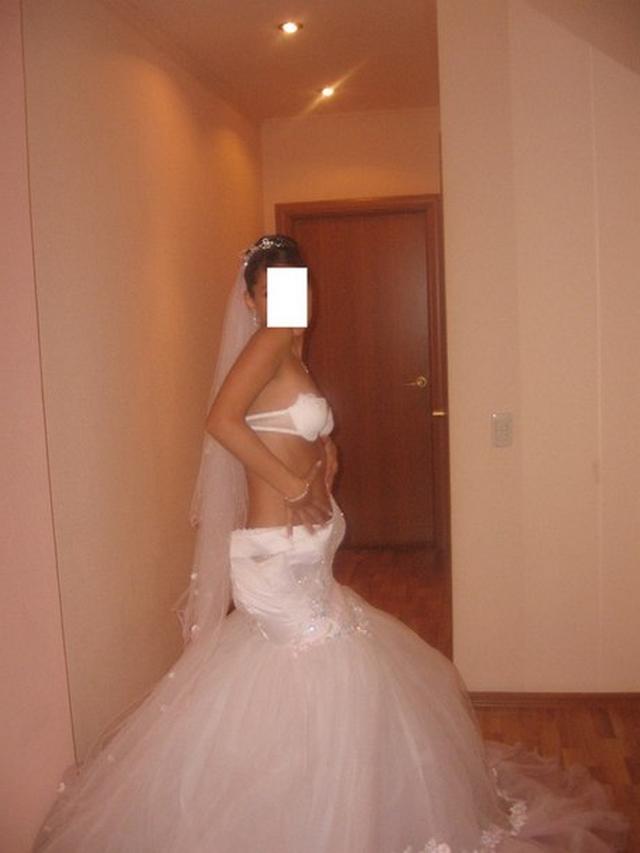 Откровенные невесты не против показать себя 3 фото