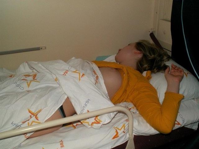 Девки в поездах потеряли всякий стыд 6 фото