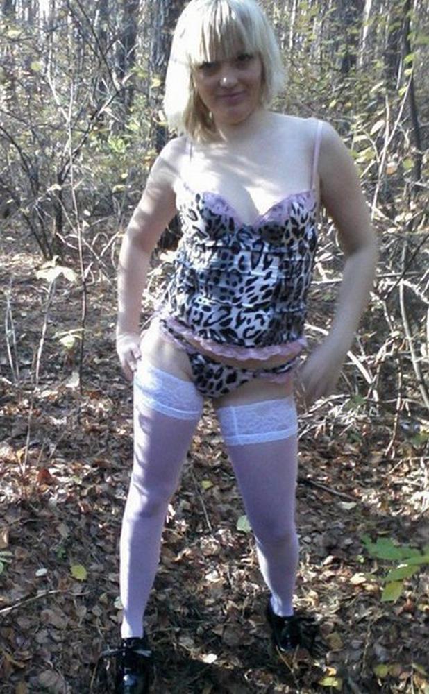 Развратная Ирка показала худое тело 1 фото