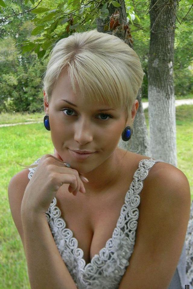 Молодые девушки с хорошими внешними данными 8 фото