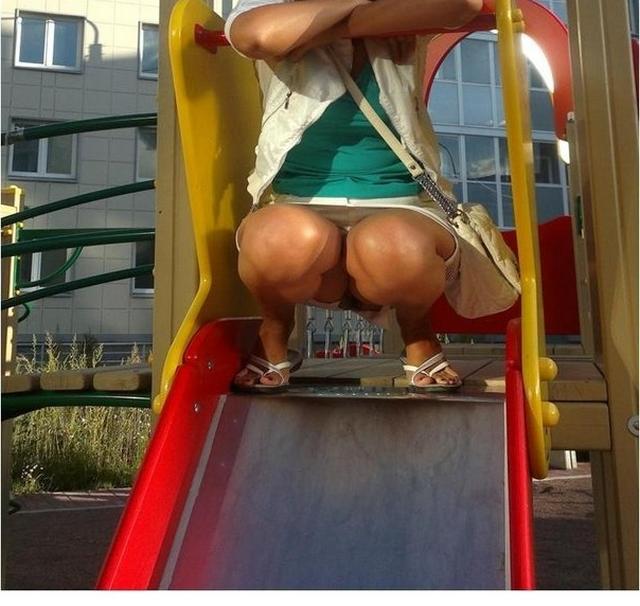 Под юбкой скрывается самое интересное 4 фото