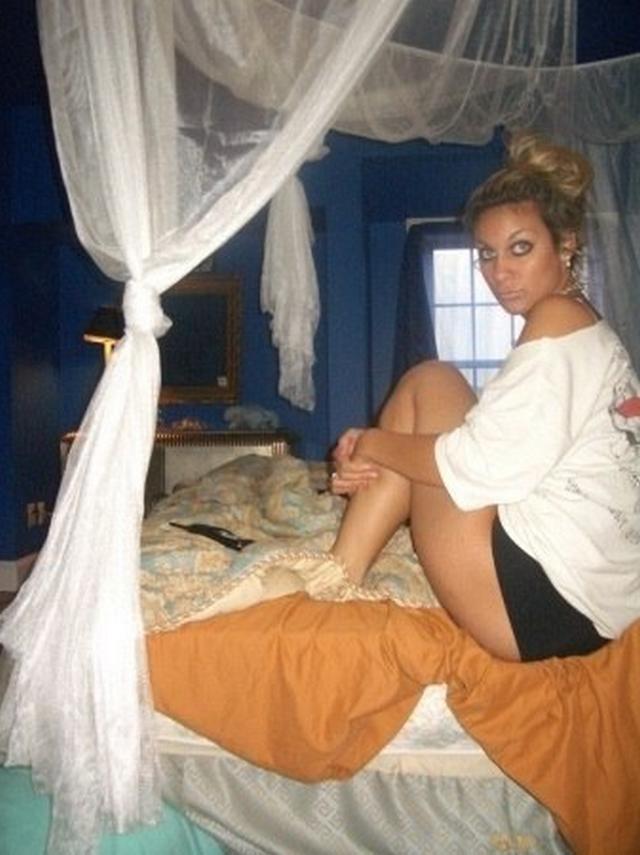 Загорелая Ксюша невероятно хороша 1 фото