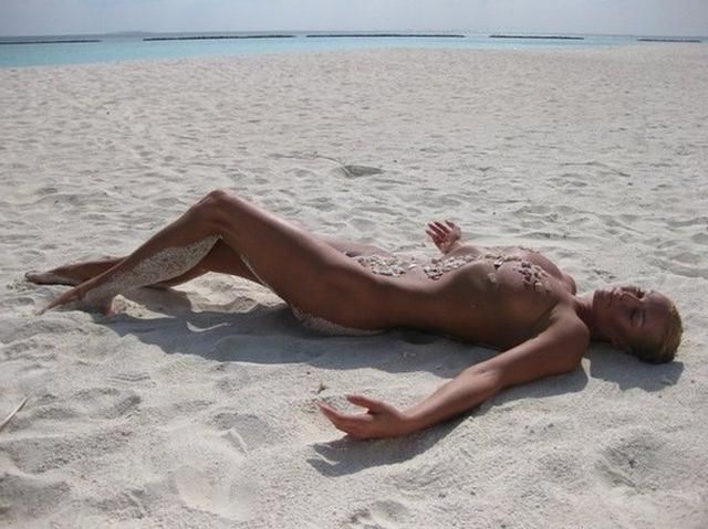 Волочкова вывалила свои сиськи 11 фото