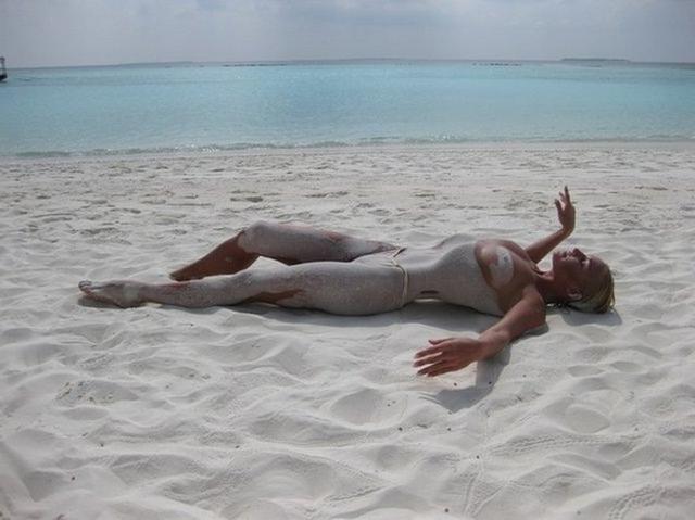 Волочкова вывалила свои сиськи 12 фото